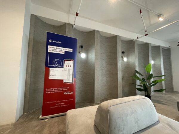 Roll-Up Banner